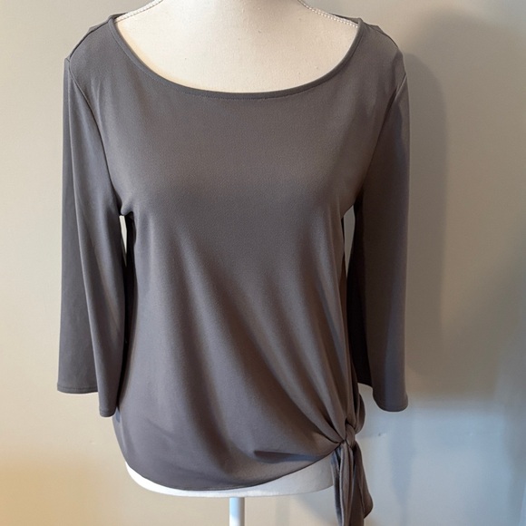Banana Republic Tops - Y2K Banana Republic Taupe Font Tie 3/4 Sleeve Women's Blouse. Size Small
